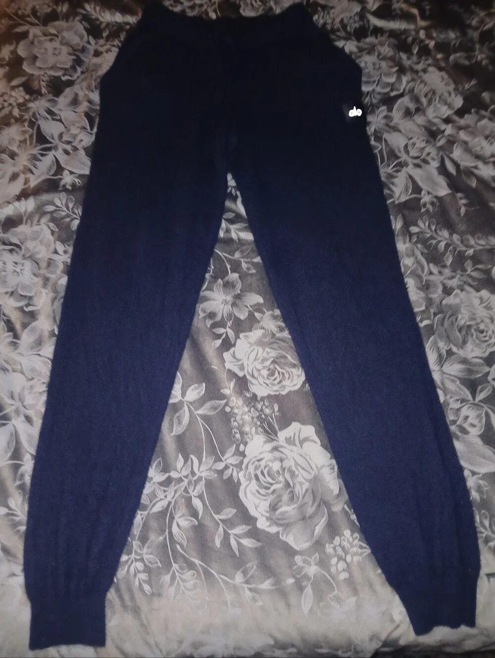 ALO Yoga Cashmere Joggers